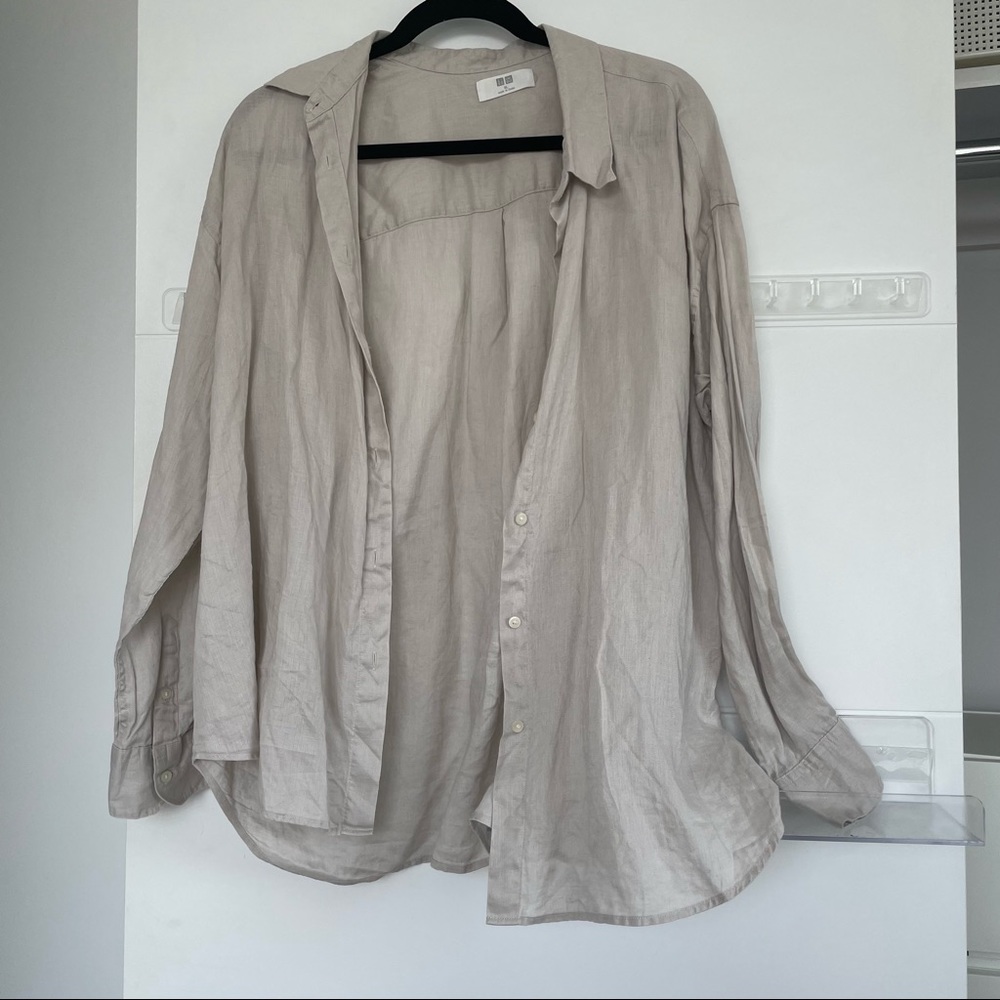 Uniqlo Linen Blend Button Down